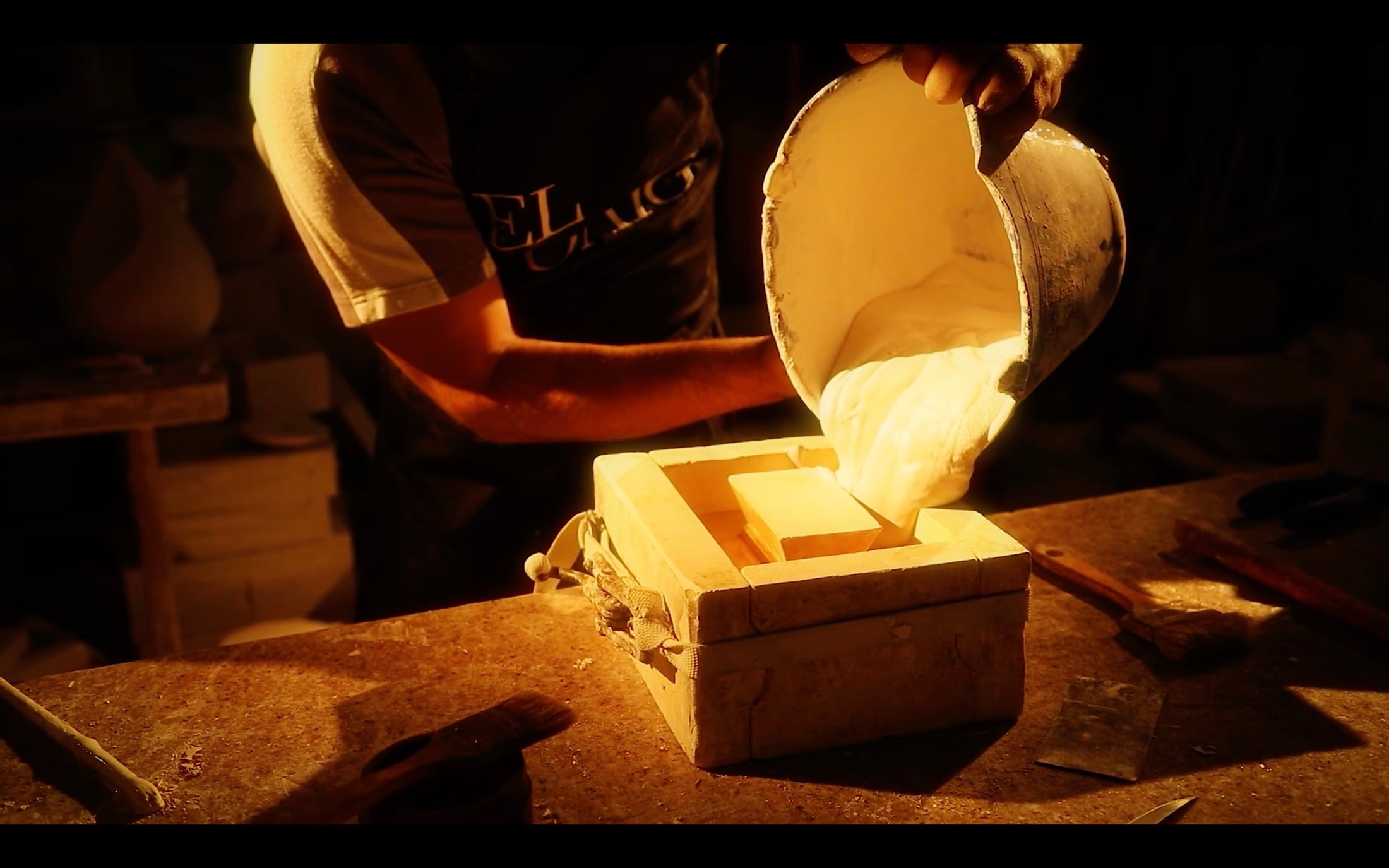 Proceso artesanal de la oliera